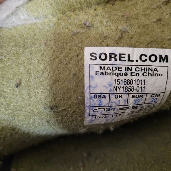 Sorel winter boots sz 2 - Picture 9 of 9